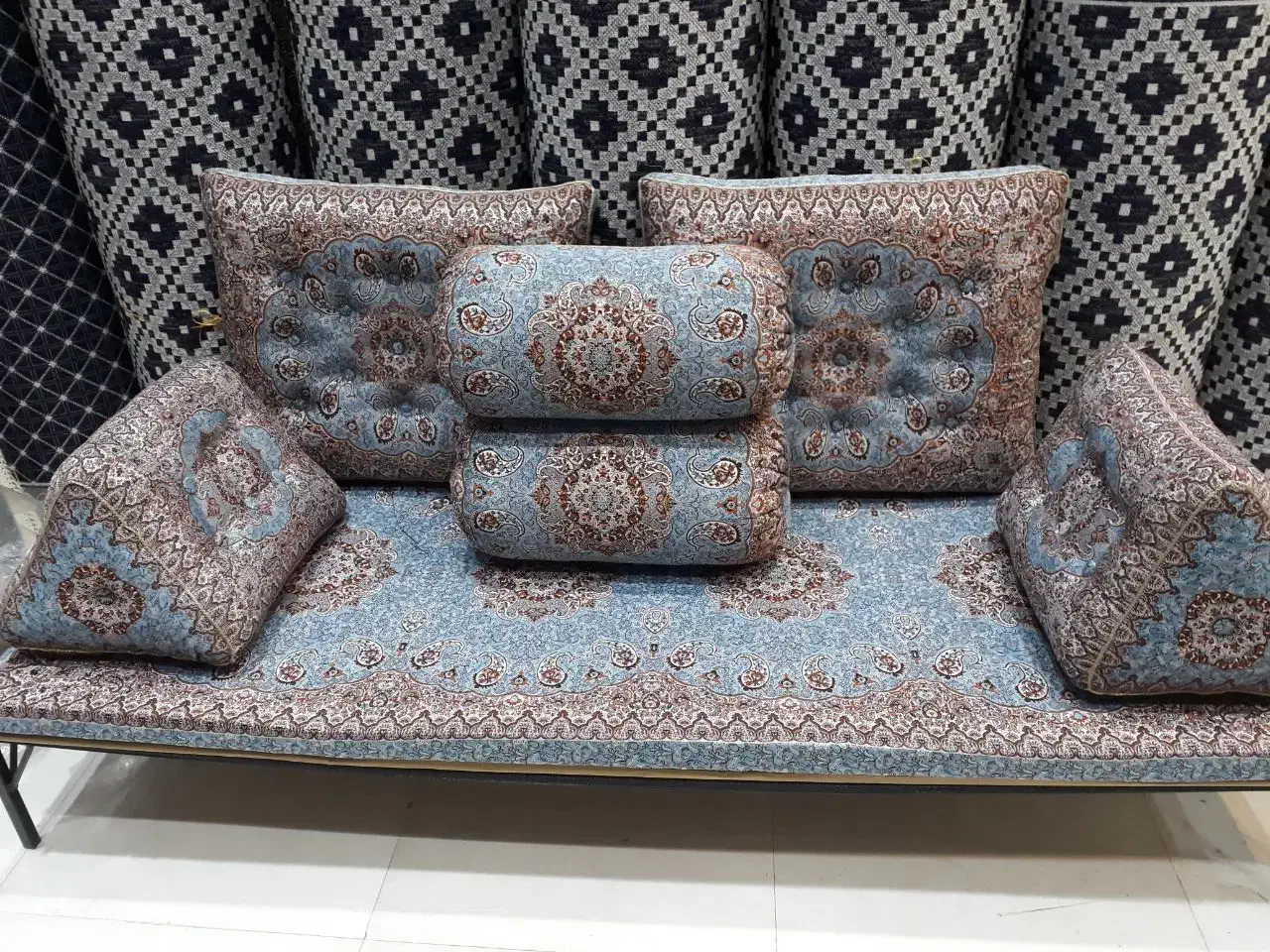 پشتی شاه نشین|پشتی|نظرآباد, نظرآباد|دیوار