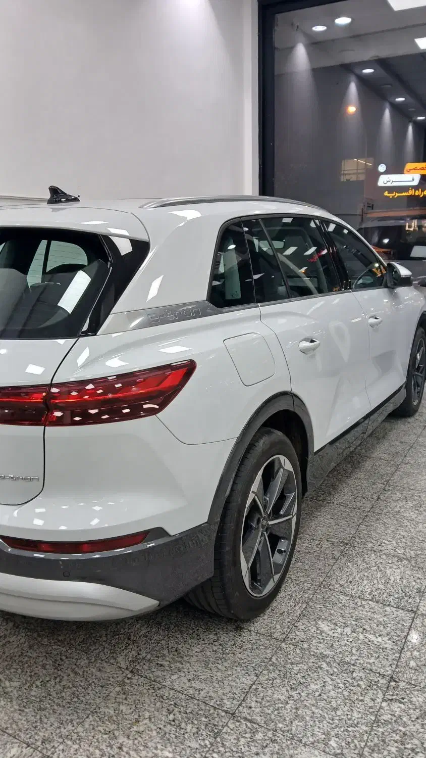 آئودی Q5 تیپ ۳ درحد صفر|خودرو سواری و وانت|تهران, عباسآباد|دیوار