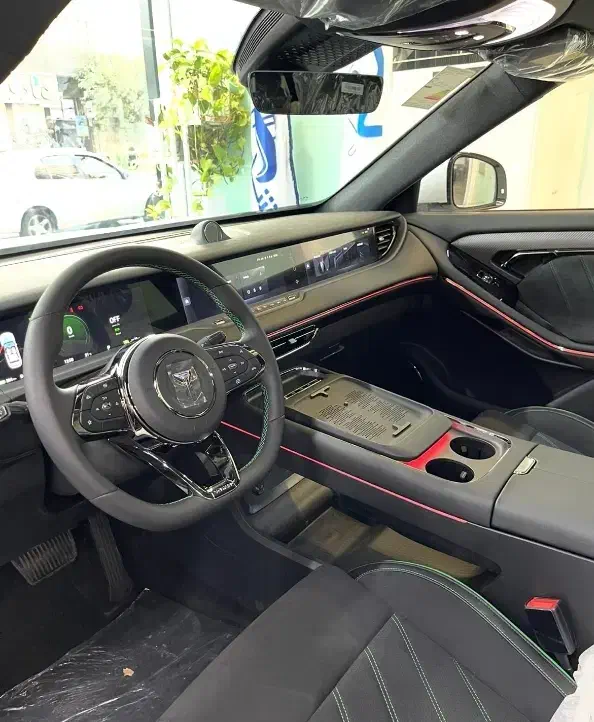 وویا فری 2025 تحویل فوری شرایط ویژه|خودرو سواری و وانت|تهران, نارمک|دیوار