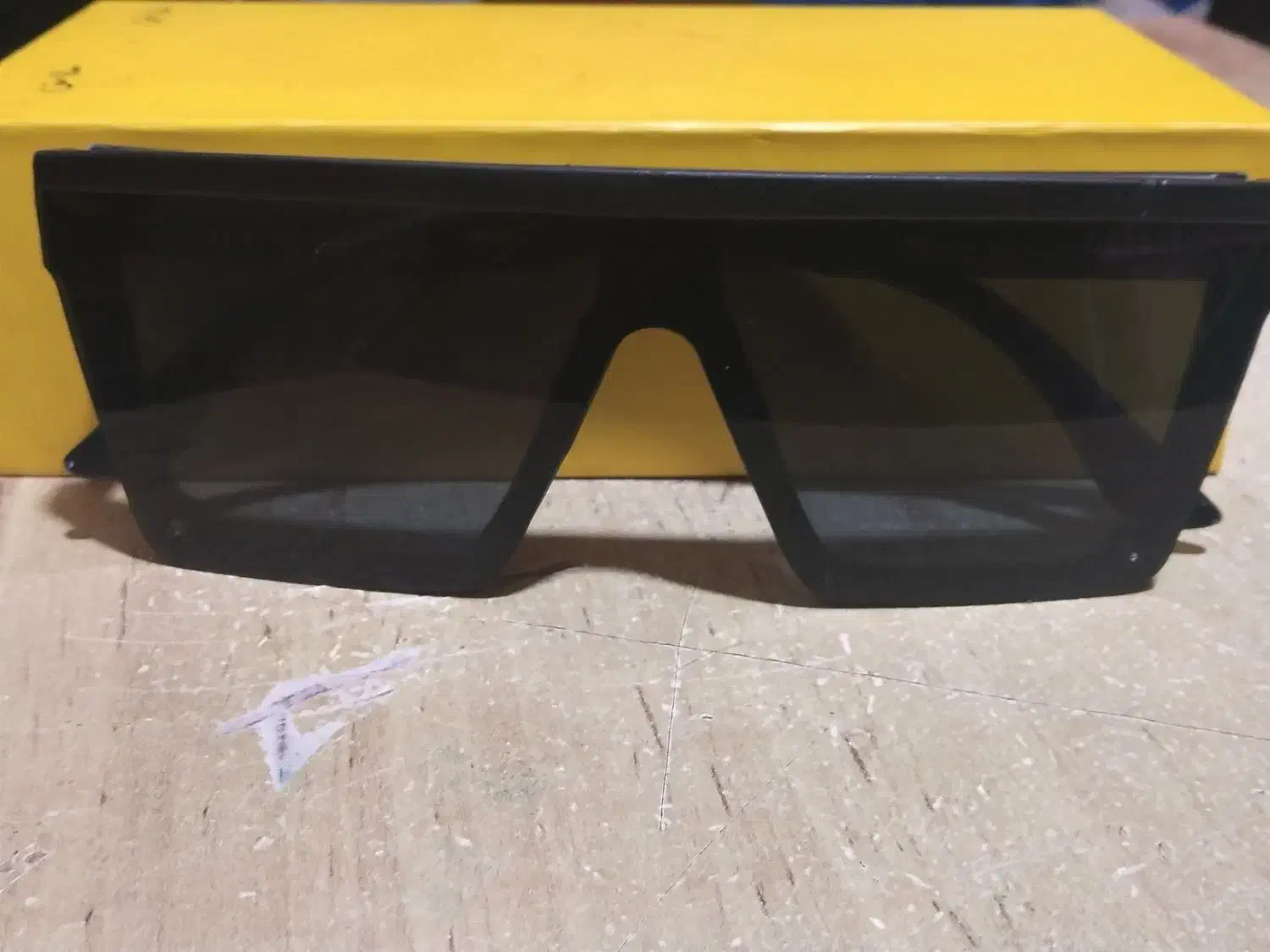 عینک دودی آفتابی|عمده‌فروشی|بندرعباس, |دیوار