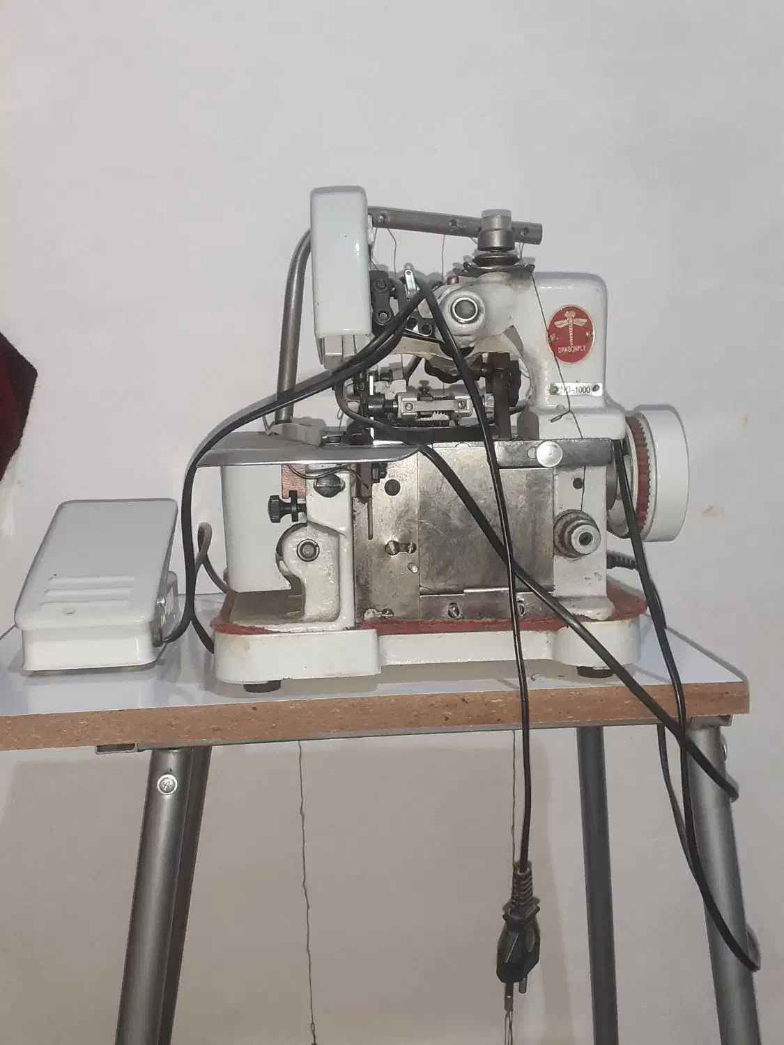 چرخ سردوز|چرخ خیاطی و ریسندگی|سرپل ذهاب, |دیوار