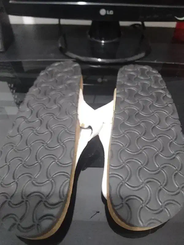 اخرین از خرید ۳۵۰۰ فوری دنیای هوایی اصل نو ۴۴|کیف، کفش، کمربند|شیراز, کرونی(خاتونک)|دیوار