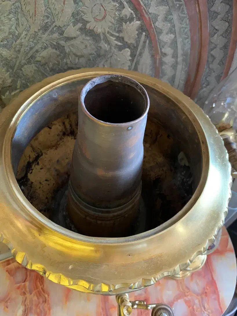 سماور زغالی قدیمی ۶ لیتری|سماور، چایساز، قهوهساز|دماوند, دماوند|دیوار