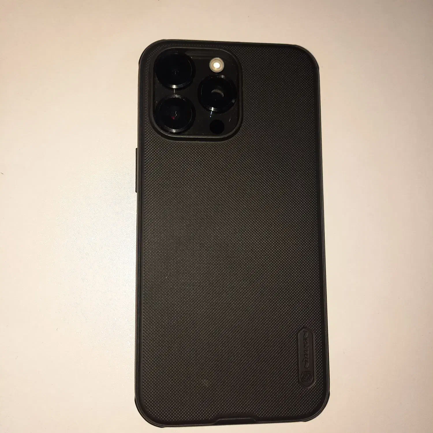 ایفن ۱۵ پرومکس zaa مشکی در حد نو|موبایل|قم, آزادگان|دیوار