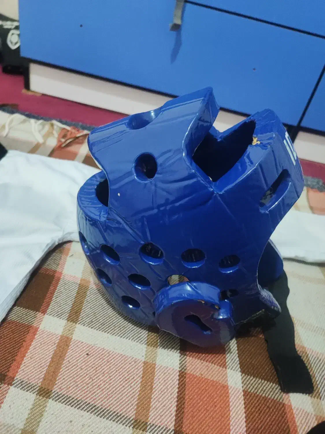 کلاه تکواندو فوری|تجهیزات ورزشی|بهار, |دیوار