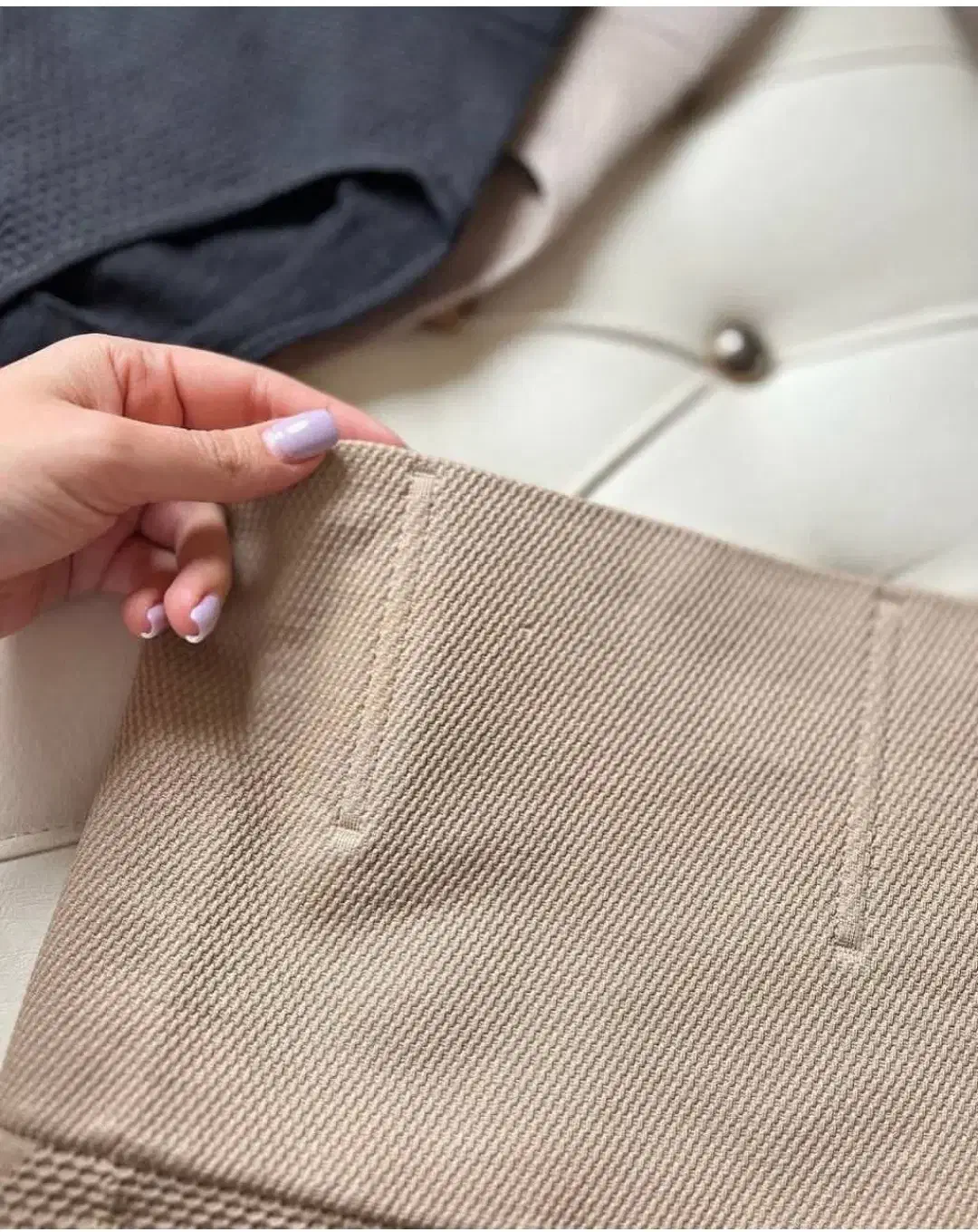 گن شکم و پهلو|لباس|بیرجند, |دیوار