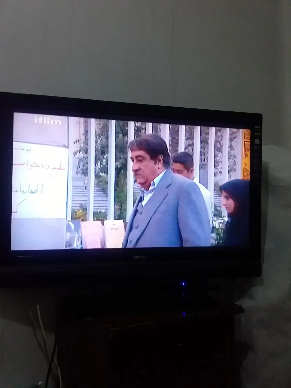 تلویزیون ۳۷اینچ بنگیو اصل|تلویزیون و پروژکتور|قدس, شهرقدس|دیوار