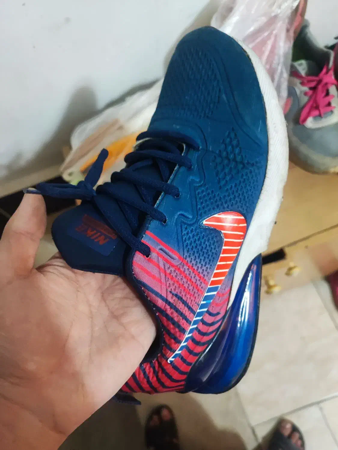 معاوضه کتونی نایک سایز ۴۲ یا ۴۳|کیف، کفش، کمربند|صباشهر, |دیوار