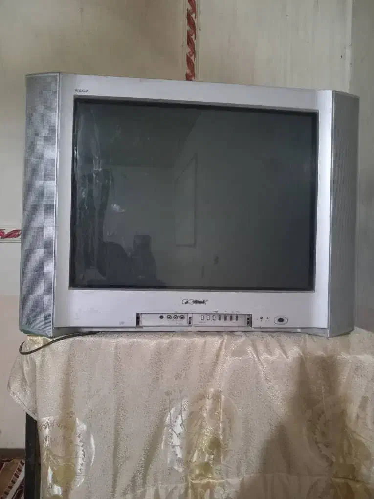 تلوزیون۲۵اینچ کیفیت وصداعالی|تلویزیون و پروژکتور|زاهدان, |دیوار