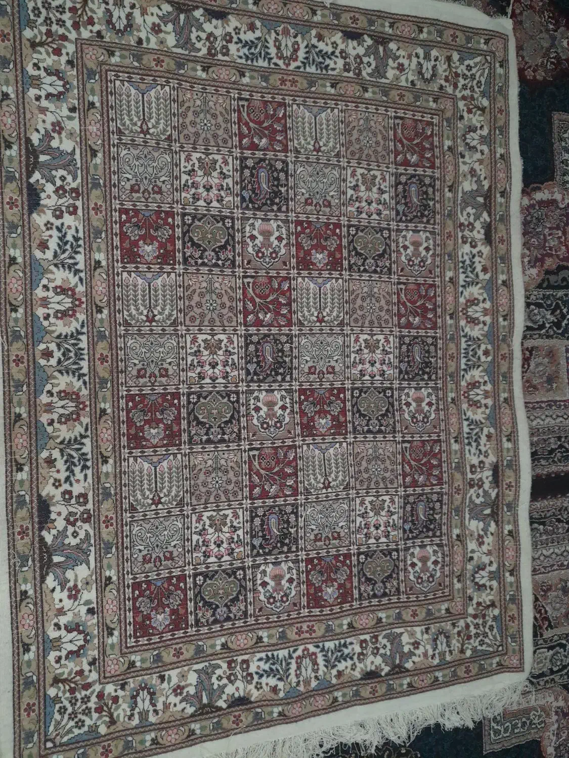 یک جفت فرش دستباف|فرش|بیرجند, |دیوار