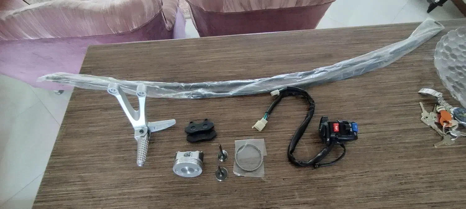 فروش تعدادی لوازم اصلی فلات ۲۵۰|قطعات یدکی و لوازم جانبی|تنکابن, |دیوار