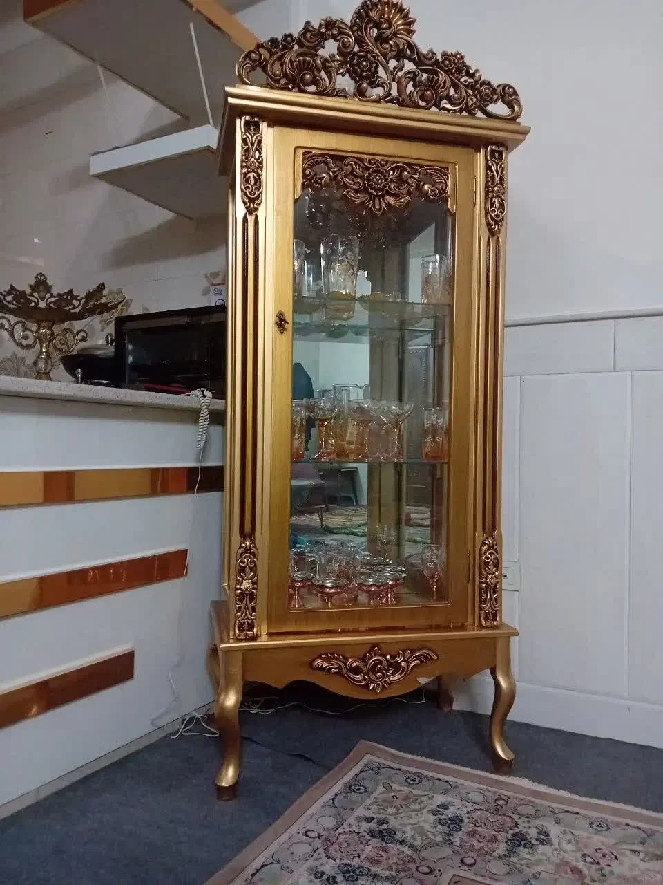 ویترین درحدنو|بوفه، ویترین، کنسول|قم, قلعه کامکار|دیوار