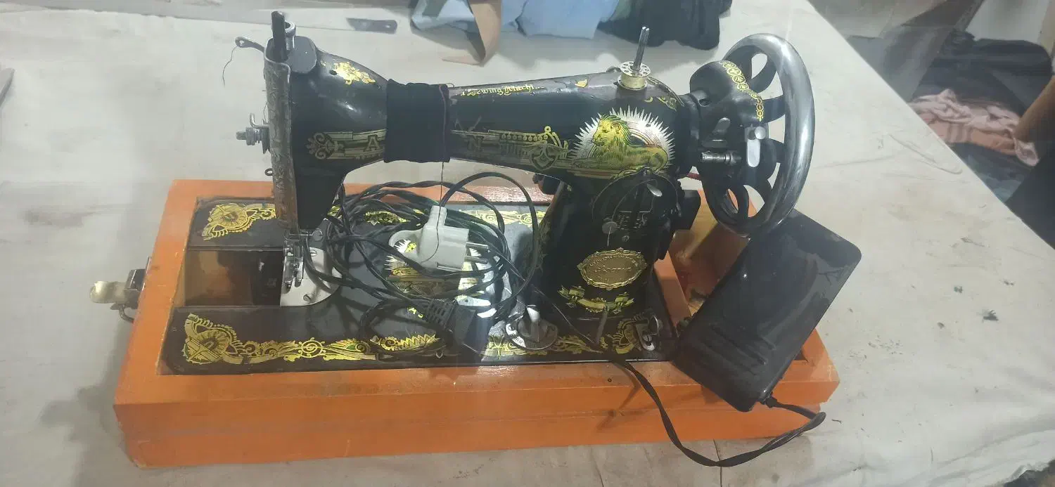 چرخ خیاطی قدیمی|چرخ خیاطی و ریسندگی|بهارستان, |دیوار