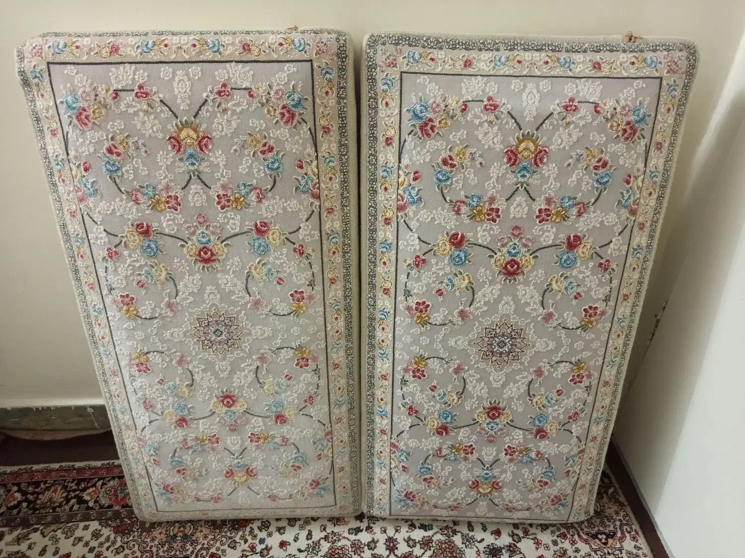 پشتی نو اصلا استفاده نشده|پشتی|اسلامشهر, شهرک قائمیه|دیوار