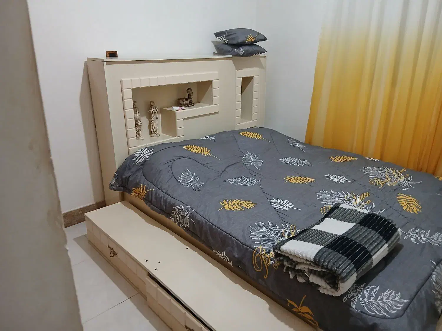 تخت دونفره|تخت و سرویس خواب|آمل, |دیوار