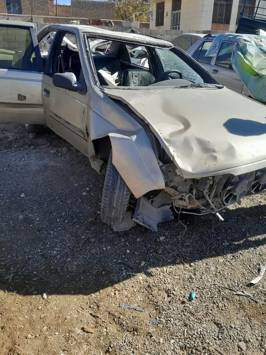 ماشین تصادفی|خودرو سواری و وانت|لردگان, |دیوار