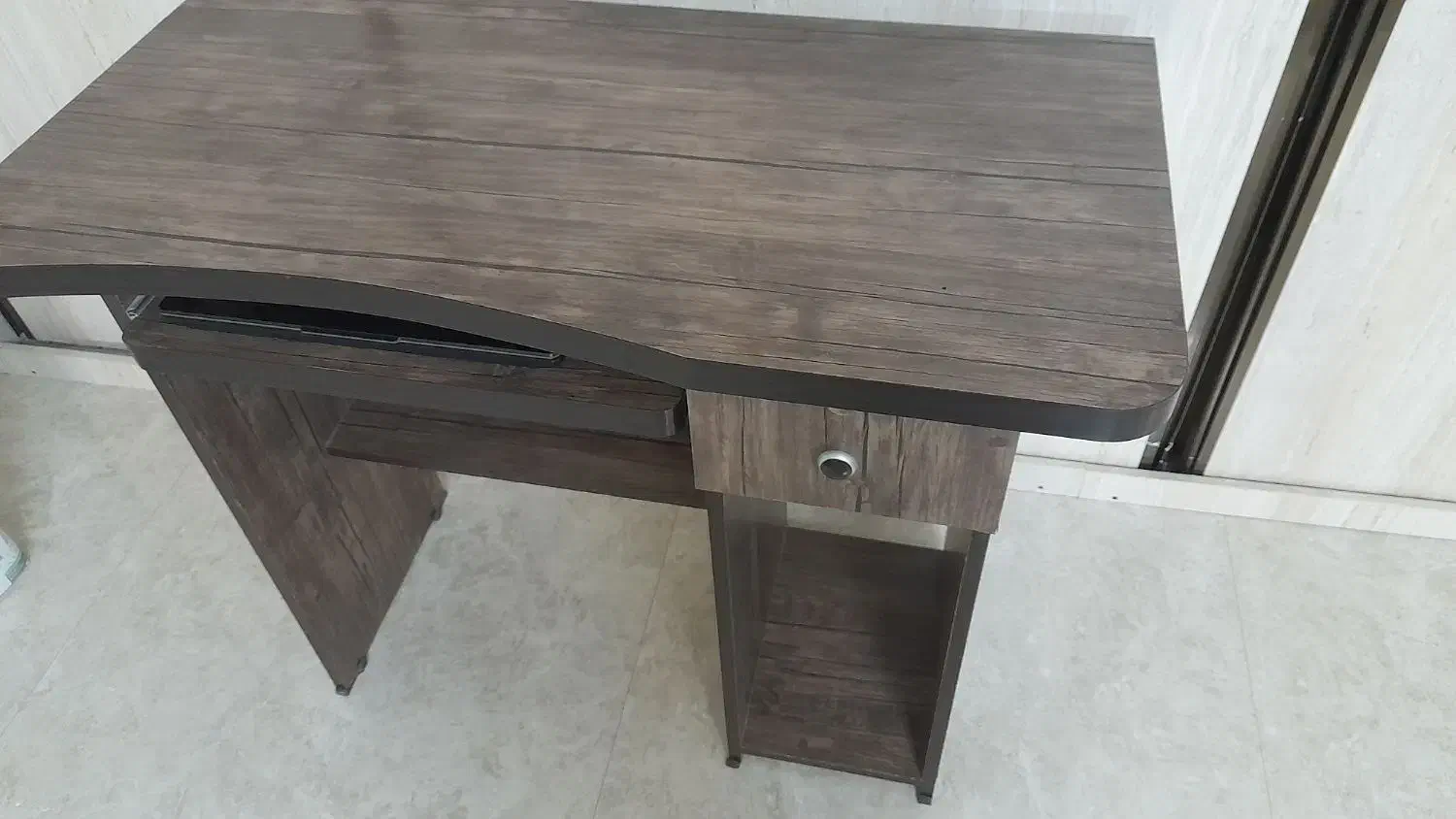 میز تحریر اِدی اِف|میز تحریر و کامپیوتر|تهران, انبار نفت|دیوار