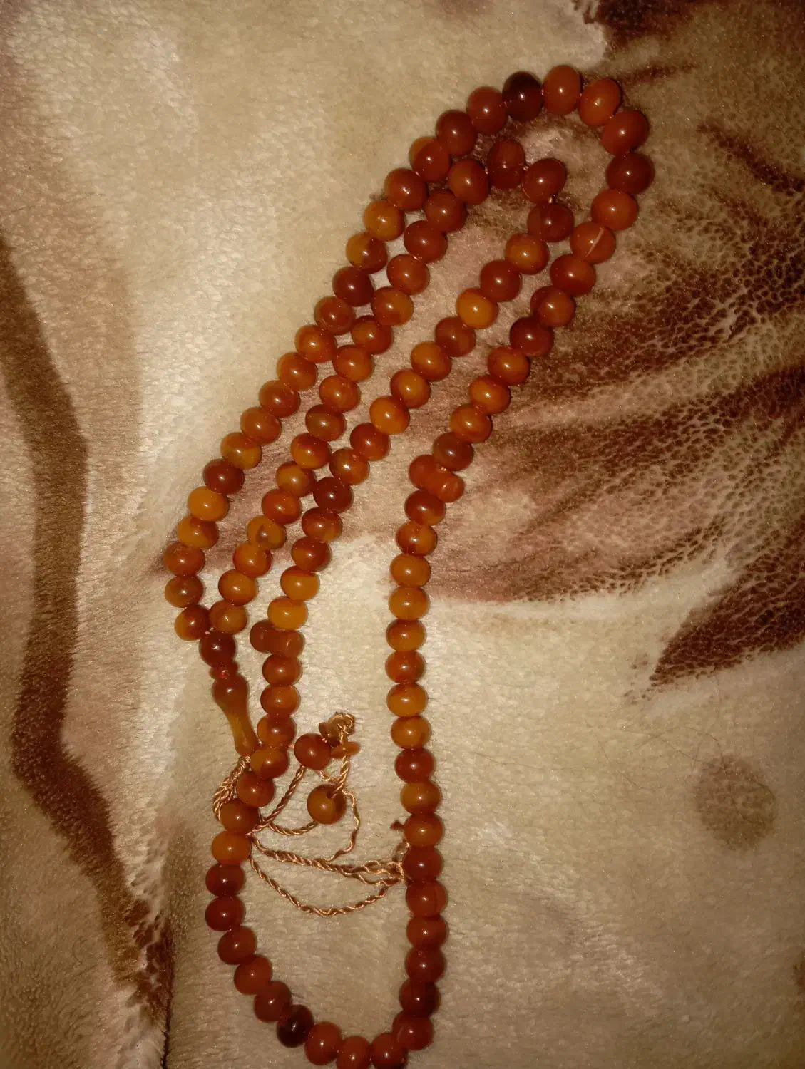 تسبیح|جواهرات|کاشان, ملک آباد|دیوار