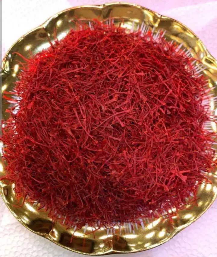 زعفران امسال ششتمد|خوردنی و آشامیدنی|سبزوار, ولیعصر (نجار آباد)|دیوار