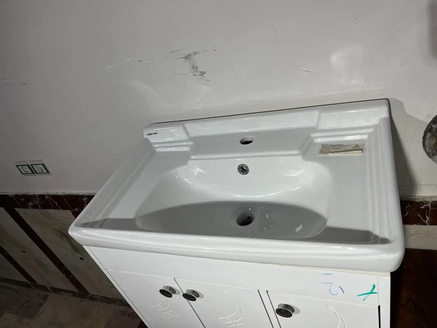 روشویی|لوازم سرویس بهداشتی|مهاباد (آذربایجان غربی), |دیوار