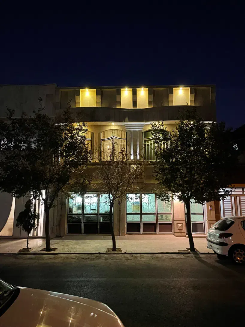 ویلایی مهندسی ساز نما رومی|فروش خانه و ویلا|قم, مسجد امام حسن|دیوار