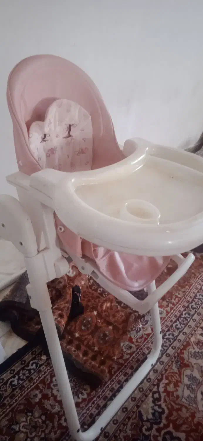 صندلی غذای کودک|تخت و صندلی بچه|ارومیه, |دیوار