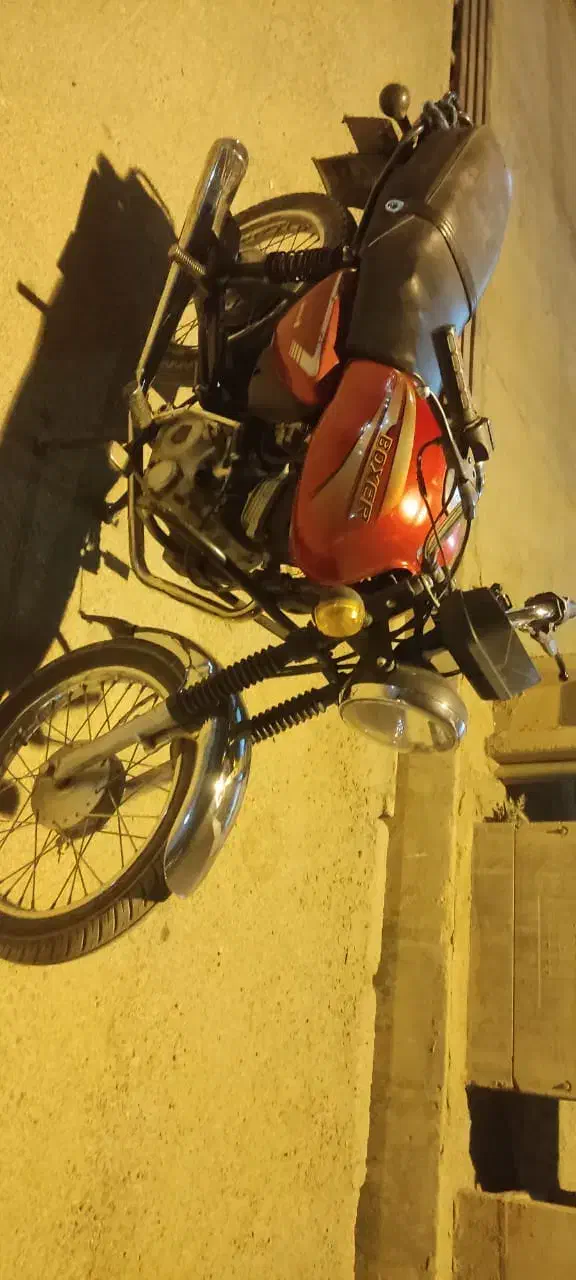 موتور باکسر 125 اصلی|موتورسیکلت|شیراز, شهرک صنعتی شیراز|دیوار