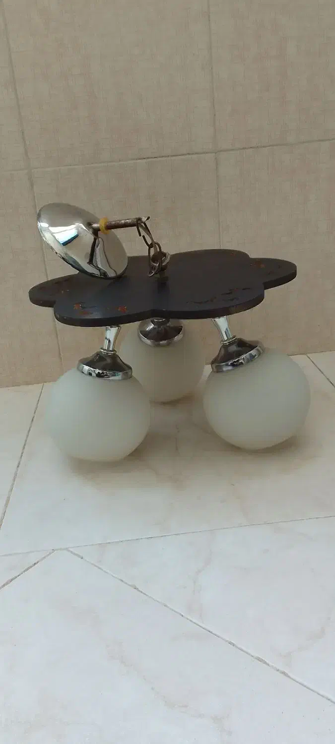 ۳ عدد لوستر با لامپ و زنگ|لوستر و چراغ آویز|گلبهار, شهر جدید گلبهار|دیوار