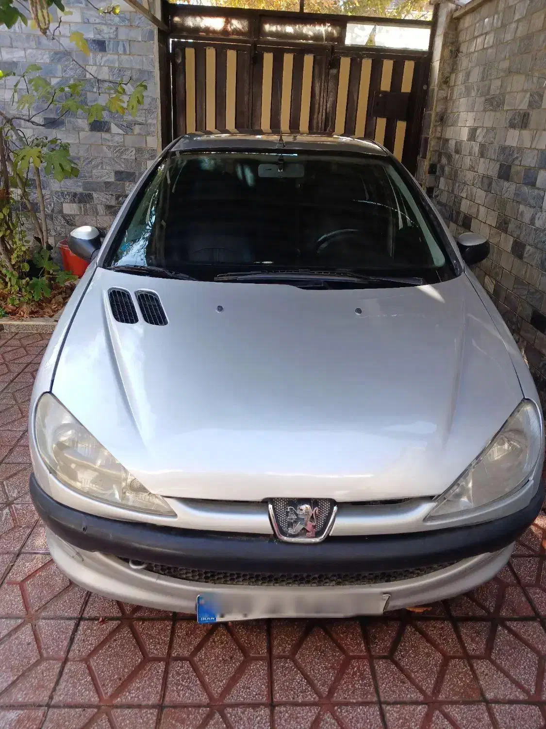 پژو ۲۰۶ تیپ۲|خودرو سواری و وانت|بروجرد, |دیوار