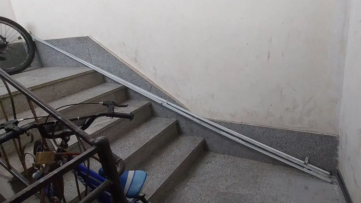 چوب پرده ساده|پرده، رانر، رومیزی|مشهد, الهیه|دیوار