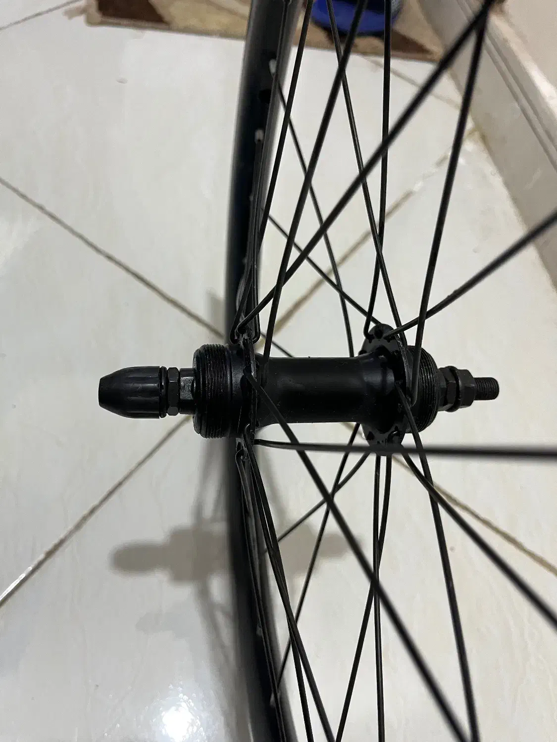 یک جفت طوقه دوچرخه سایز ۲۰ کربنی|دوچرخه، اسکیت، اسکوتر|بندرعباس, |دیوار