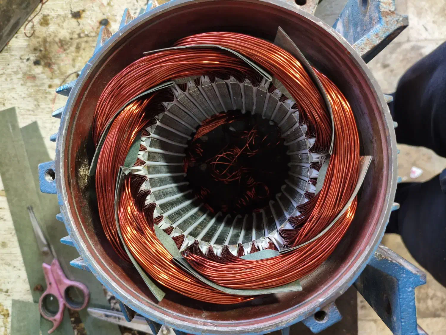 سیم پیچی و خدمات برق صنعت|خدمات پیشه و مهارت|قم, زنبیل آباد|دیوار