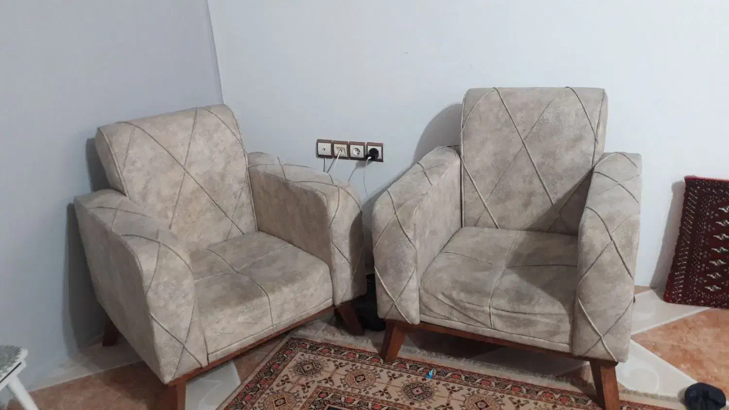 مبل ۷ نفره|مبلمان خانگی و میز عسلی|رشت, کوی طالقانی|دیوار