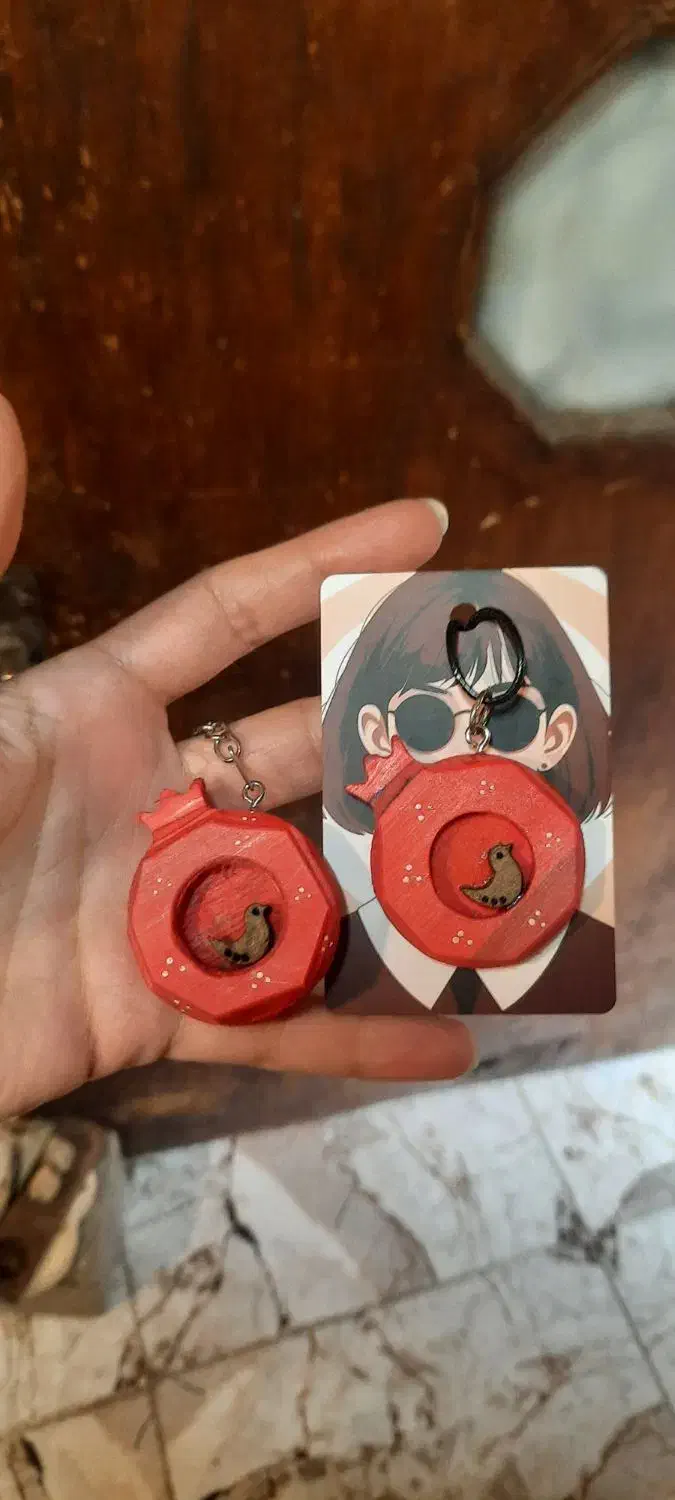 انواع سرکلیدی و گردنبند انار چوبی عمده و تک|زیورآلات و اکسسوری|شیراز, سیاه سنگ|دیوار