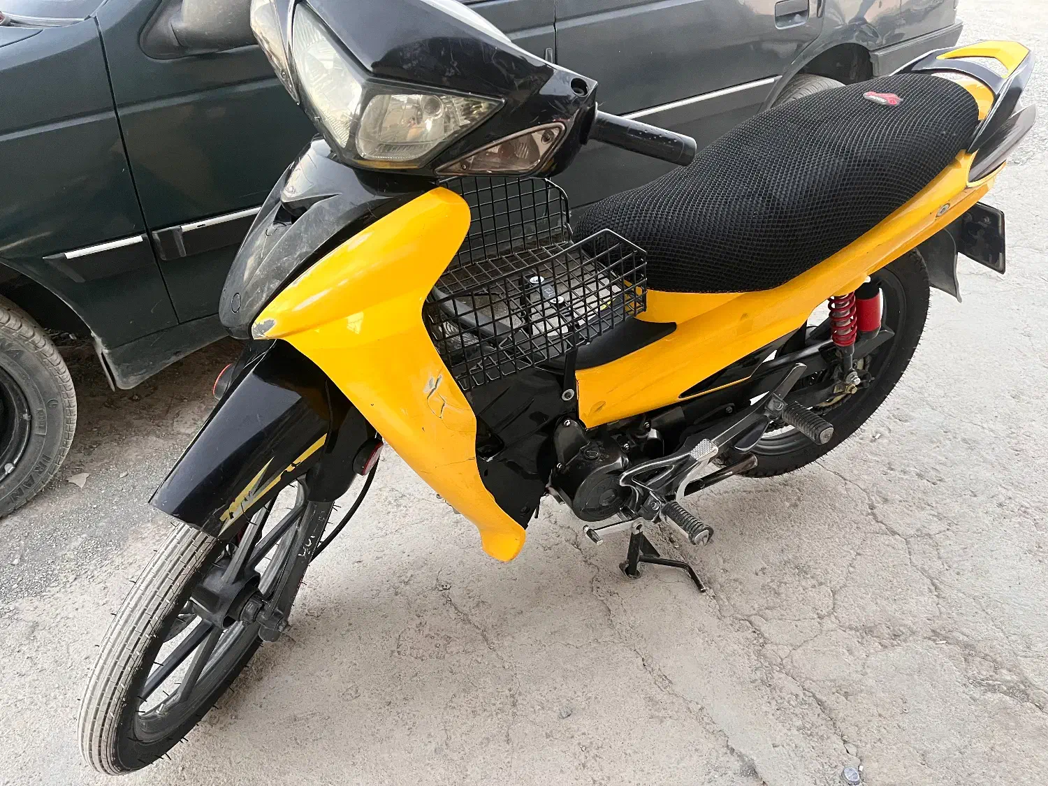 شوکا ۱۲۵|موتورسیکلت|فولادشهر, B1|دیوار