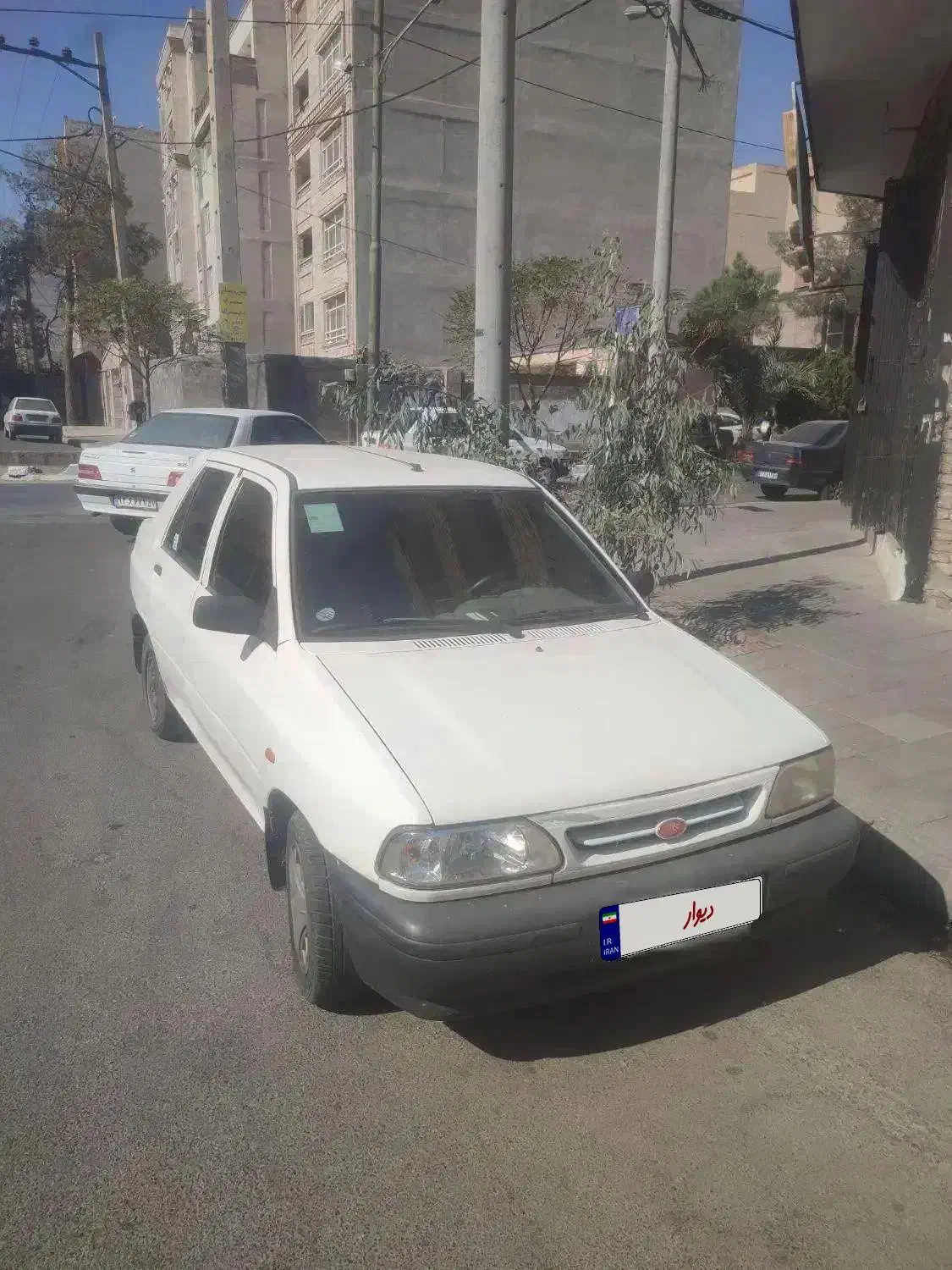 ماشین تمیز و بدون خرج|خودرو سواری و وانت|ساوه, |دیوار