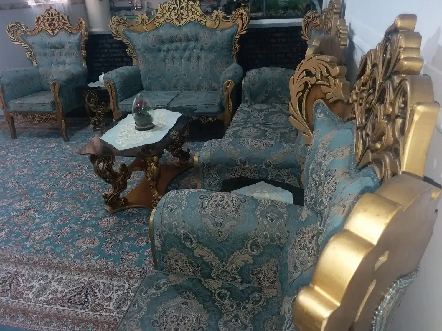 مبل 7نفره سلطنتی سفارشی|مبلمان خانگی و میز عسلی|نسیم‌شهر, |دیوار