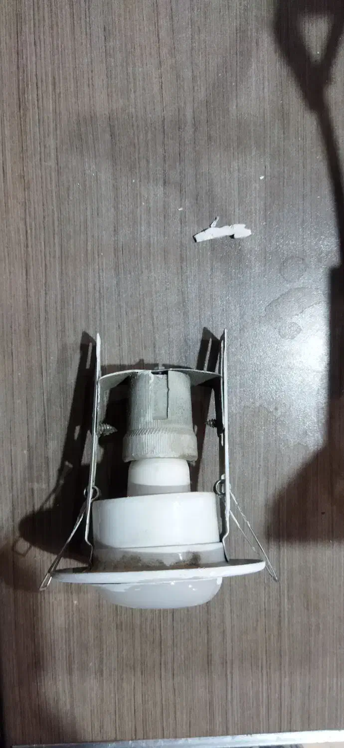 ۵۰ععد قاب لامپ هالوژن|لامپ و چراغ|تهران, آزادشهر|دیوار