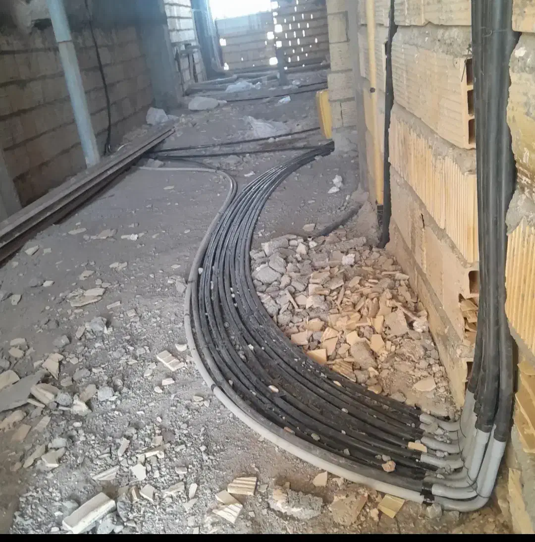 برقکار ، سیم کشی ، خدمات آنتن و تلویزیون|خدمات پیشه و مهارت|چابهار, |دیوار