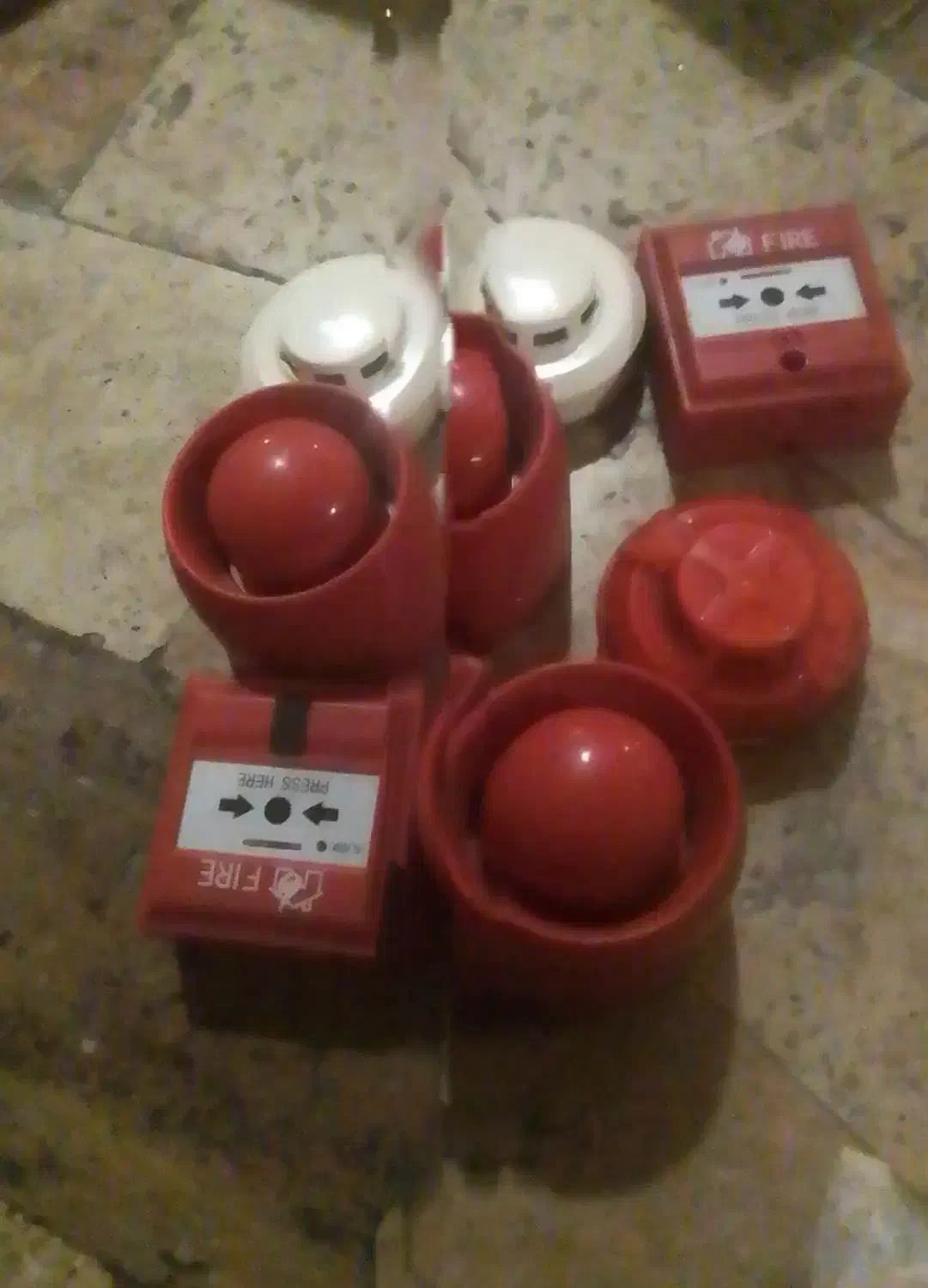 ددوکتور آژیر و اتصالات اعلام حریق|مصالح و تجهیزات ساختمان|کیش, |دیوار