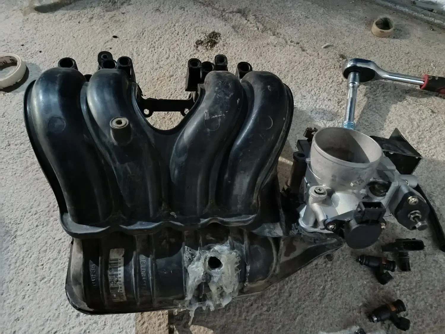 منیفولد به همراه دریچه گاز|قطعات یدکی و لوازم جانبی|رباطکریم, شهرک صنعتی زوارهای|دیوار