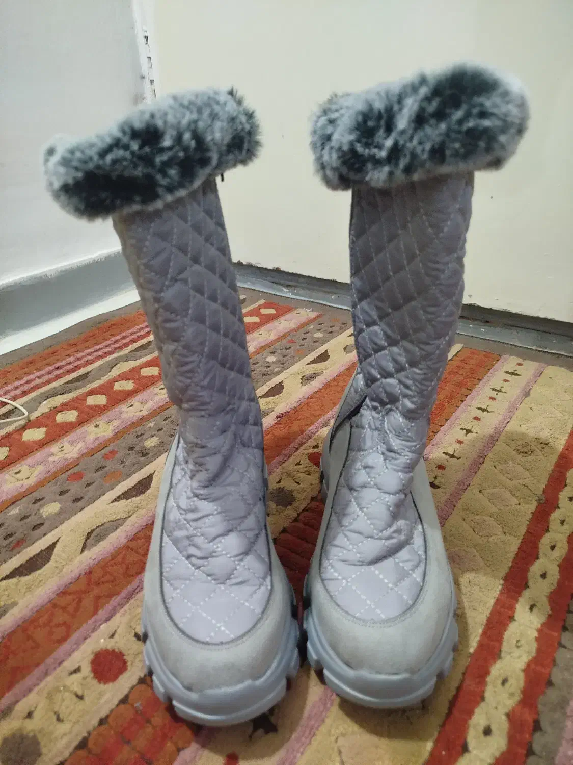 فروش به دلیل تغییر شغل|کیف، کفش، کمربند|اندیشه, اندیشه فاز ۴|دیوار