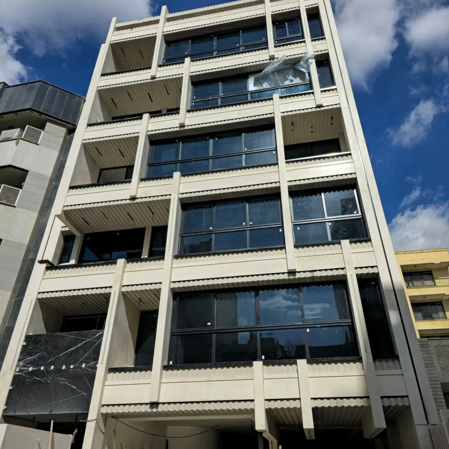 اپارتمان ۱۴۰ متری سه خواب لاهور|فروش آپارتمان|اصفهان, چشمه باقرخان|دیوار