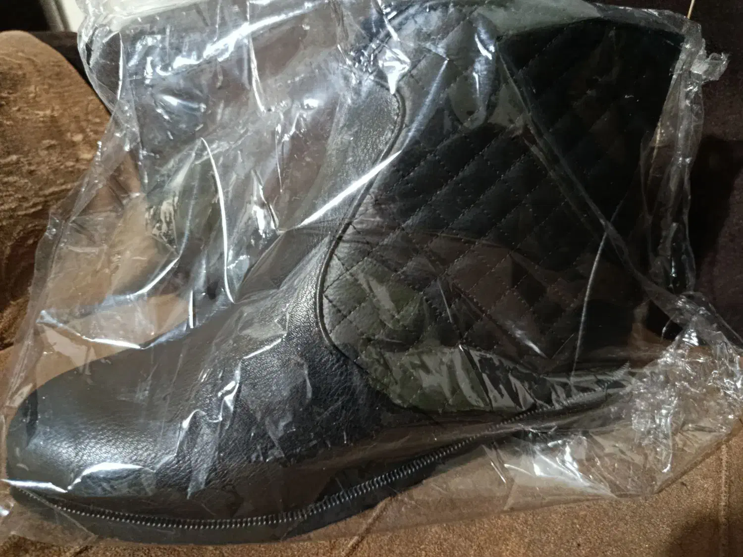 نیم بوت شنل|کیف، کفش، کمربند|سمیرم, |دیوار