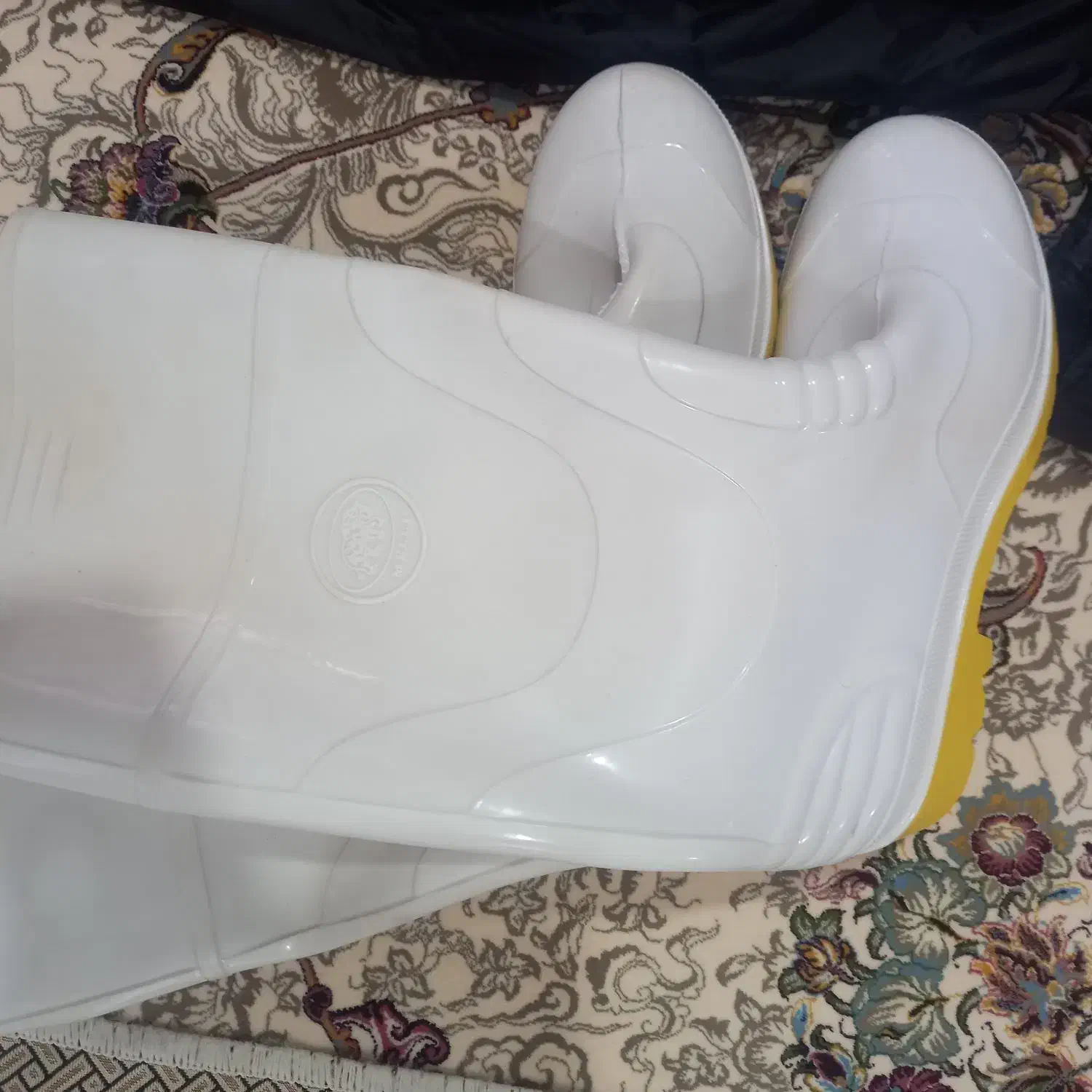 سلام لباس|لباس|سرپل ذهاب, |دیوار