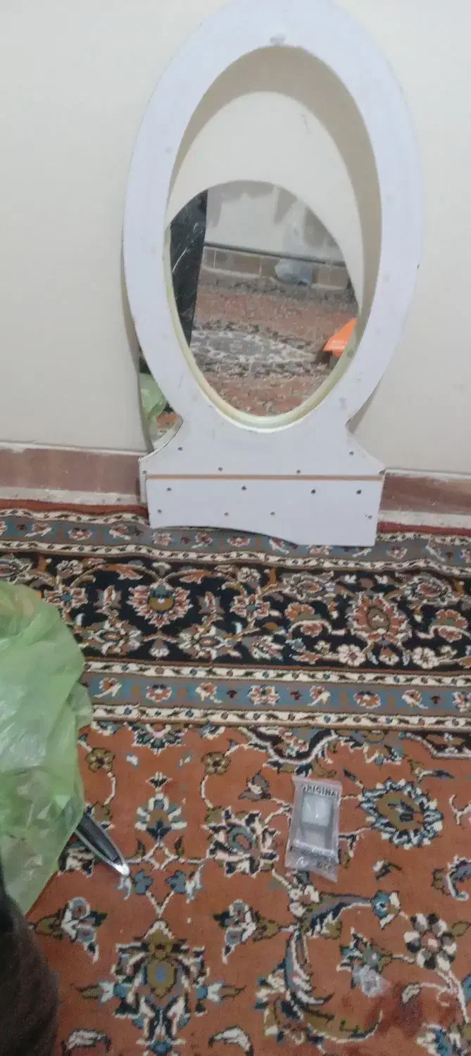 اینه|آینه|شیراز, صاحب الزمان|دیوار