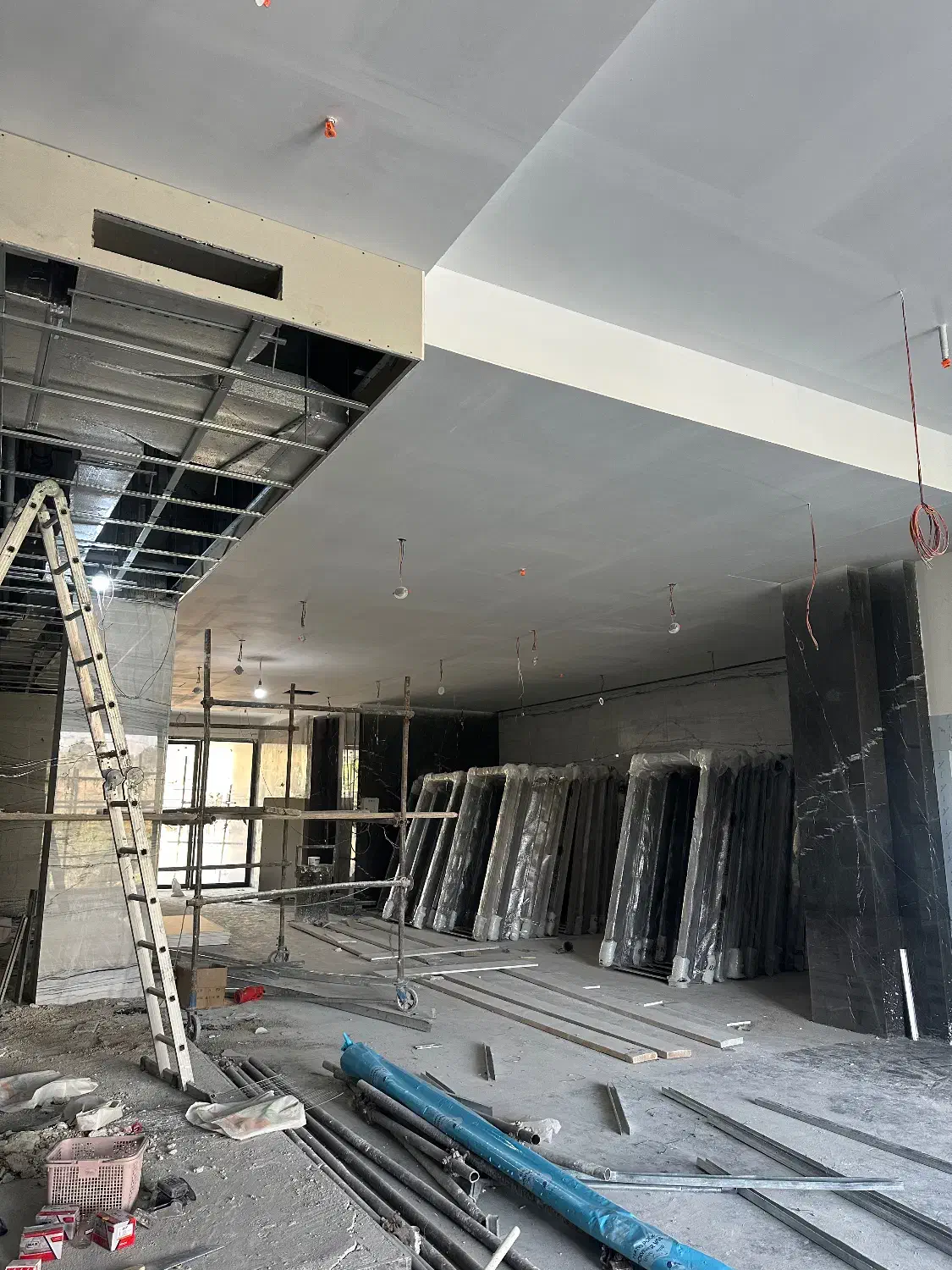 شاگرد آشنا با کار کناف|استخدام معماری، عمران و ساختمانی|کرج, گوهردشت|دیوار