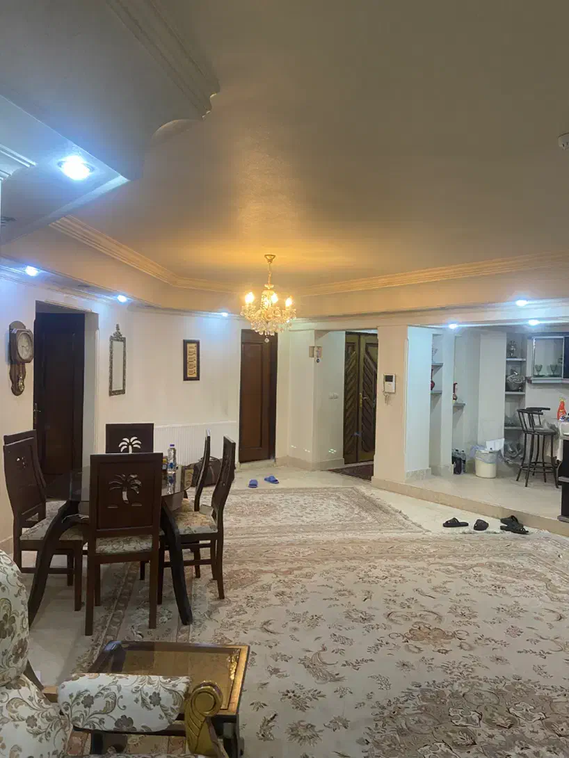 آپارتمان ساختمان پزشکان الهیه/۱۳۰متری|فروش آپارتمان|کاشان, شهرک امیرالمومنین|دیوار