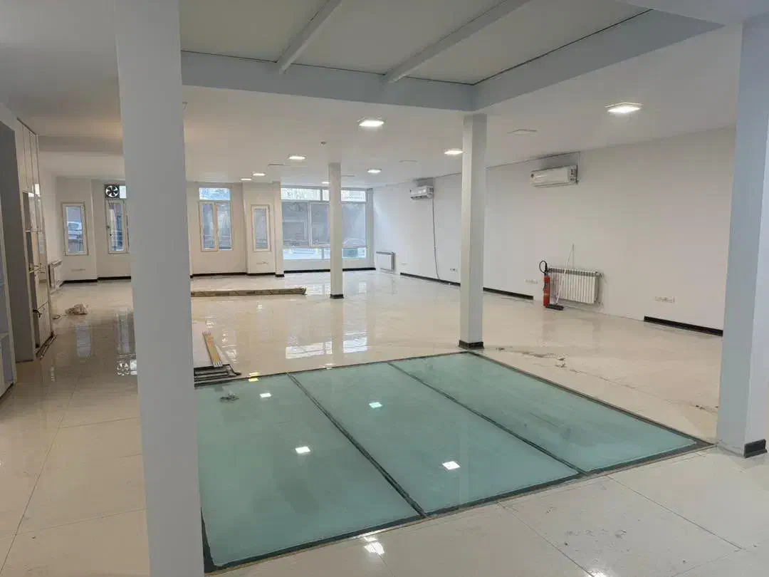 ۹۵۰ متر مستغلات اداری ممتاز در ۳ طبقه مستقل