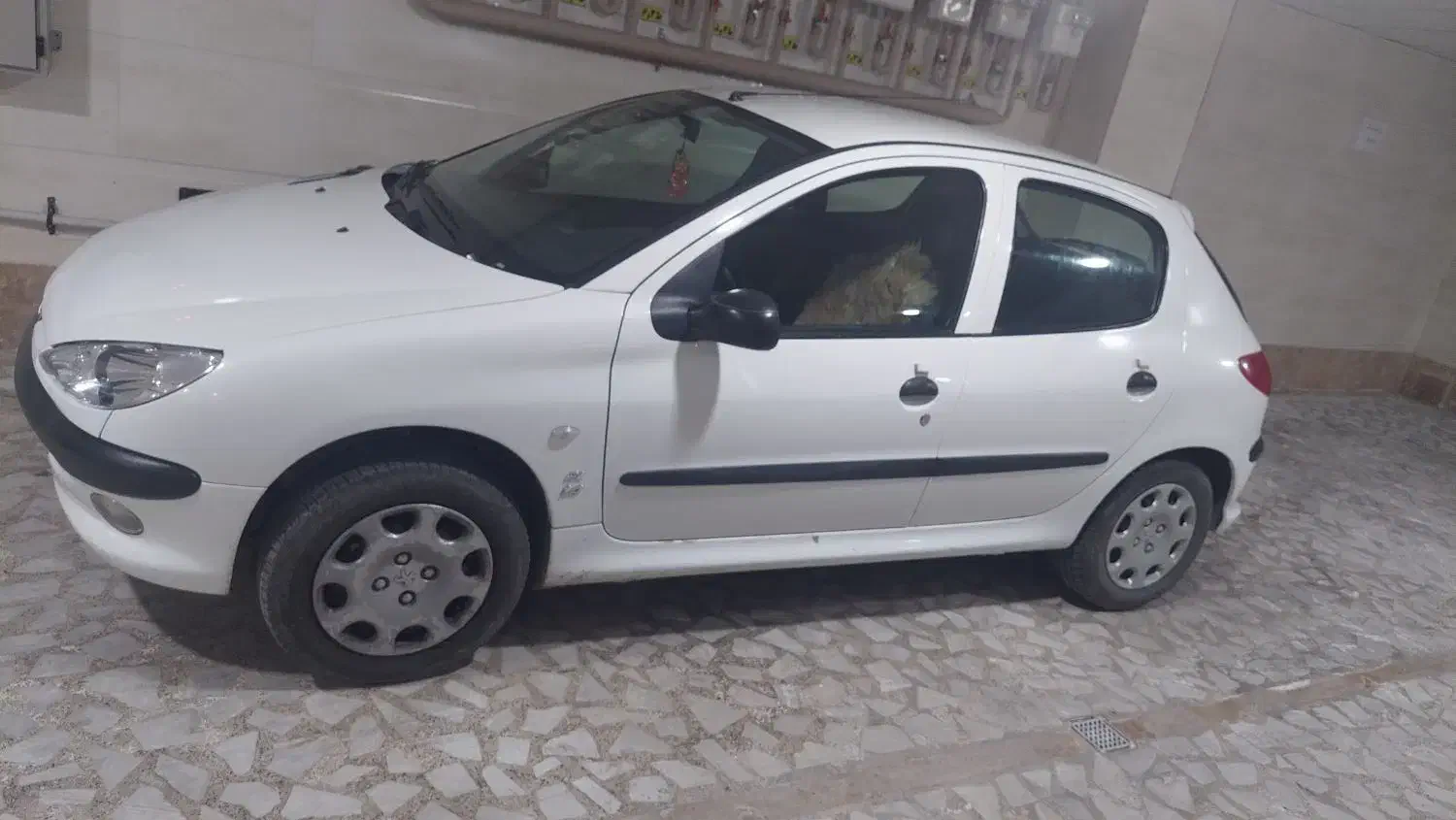 پژو ۲۰۶|خودرو سواری و وانت|رشت, استقامت ۱|دیوار